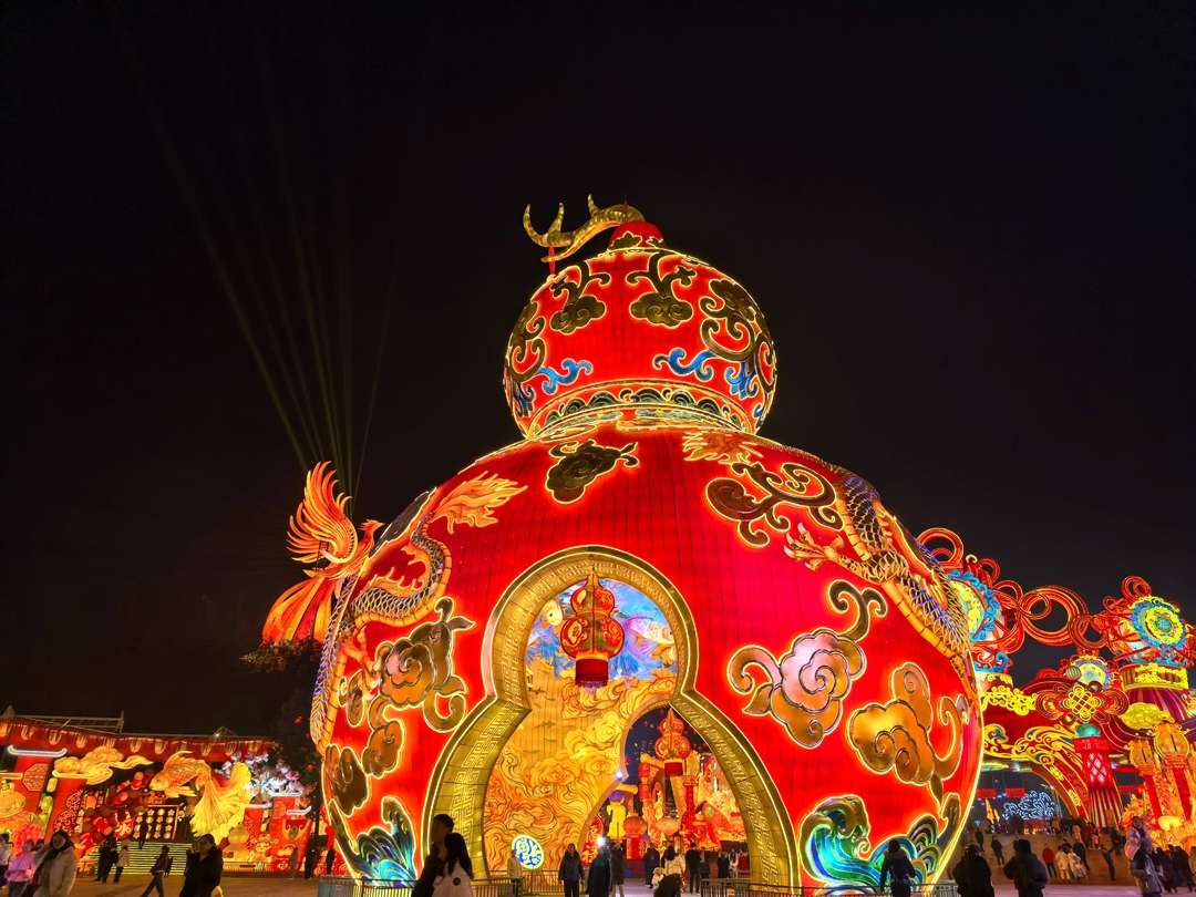 Labtern 2026 Zigong Lantern Festival | Lanternpeople.com